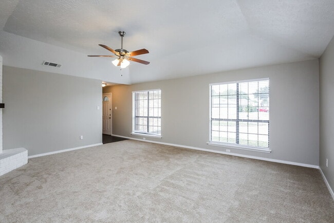 Photo - 3306 Seaboard Dr