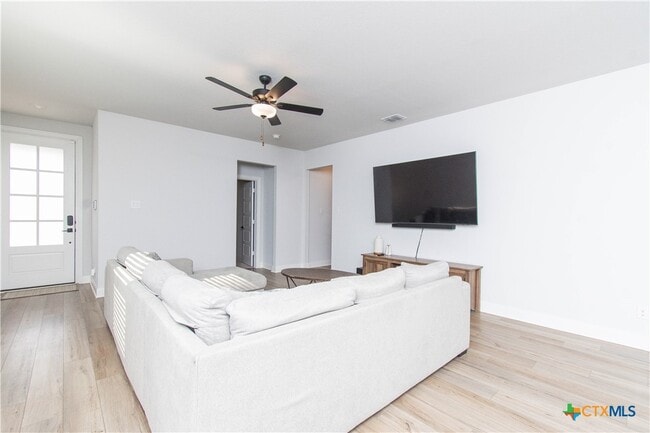 Photo - 9223 Espadrille Run