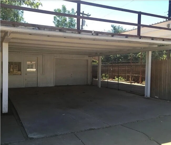 Photo - 2819 37th St Unit Rear