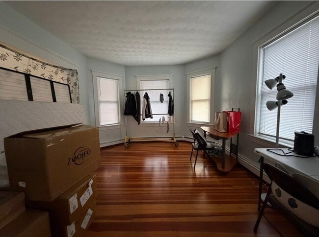 Photo - 25 Hawthorne St