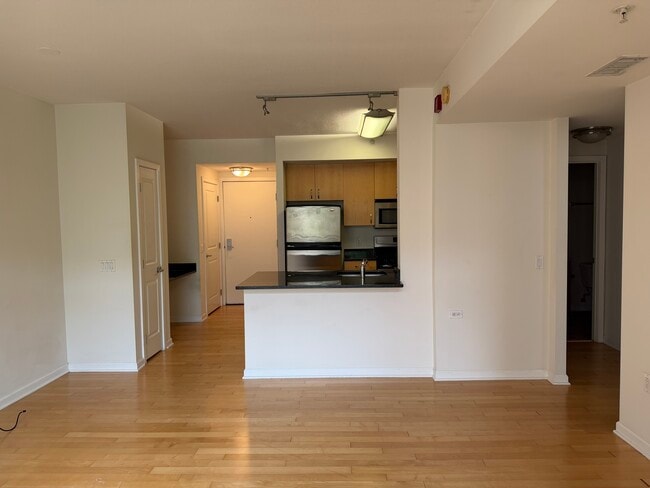 Building Photo - 440 L St NW Unit 302