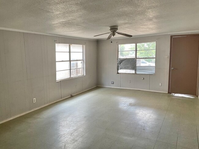 Photo - 806 O'Kane St