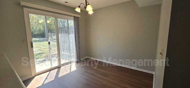 Photo - 5404 Evard Rd