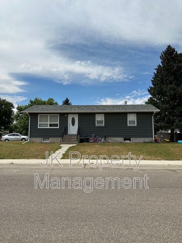 Photo - 1725 15th Ave S Unit #B