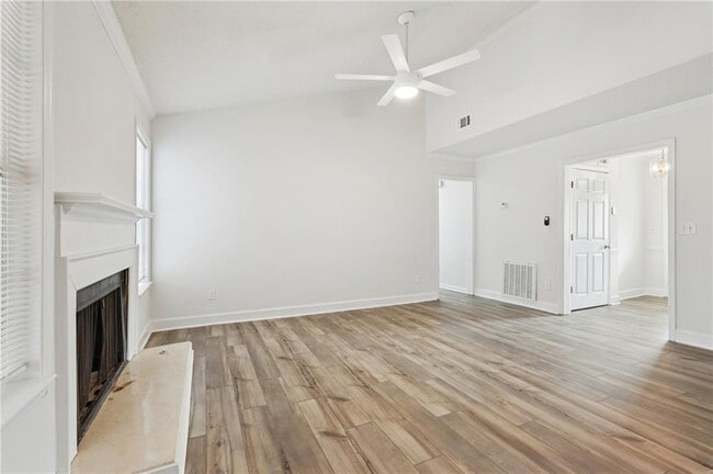 Photo - 240 Plantation Glen Ct