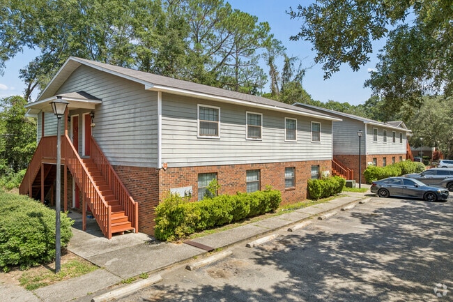 Primary - Camden Place Apartments