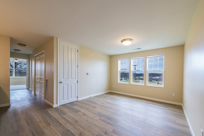 Photo - Glenns Creek Manor Senior Living 55+