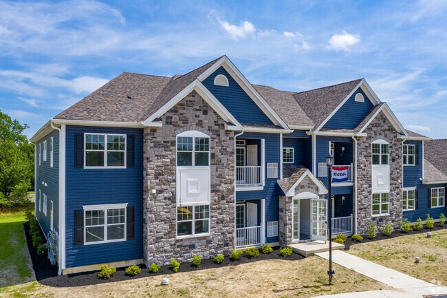 Main Road Apartments