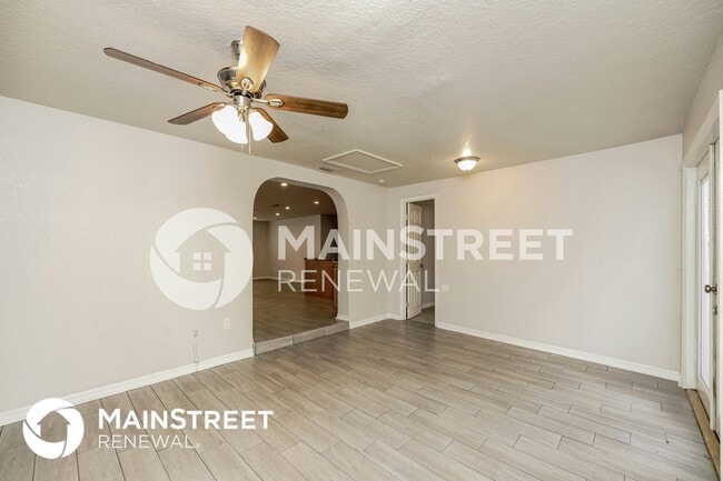 Photo - 2421 Harvard Rd