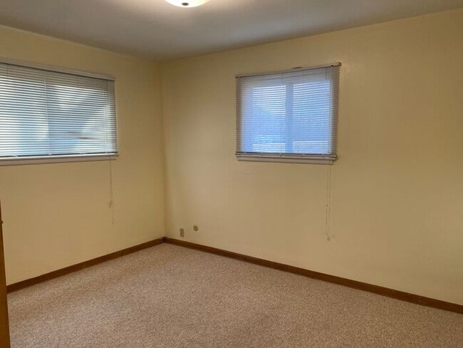 Photo - 2br/1bath duplex in Stevensville