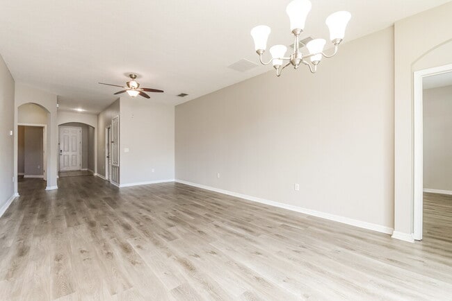 Photo - 1090 Hermosa Way