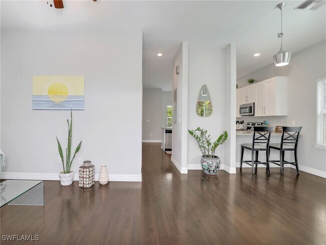 Photo - 3037 Lunar St