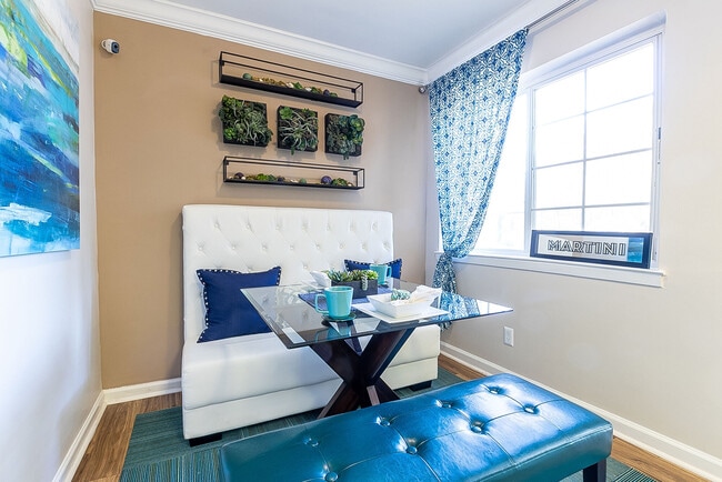 Photo - The Lake House at Martins Landing