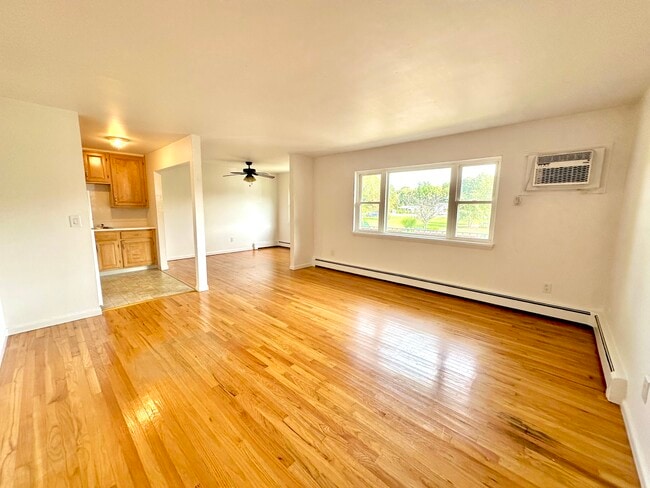 Photo - 1 Orchard Hills Cir