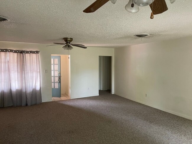 Photo - 3 Bedroom 1 Bath