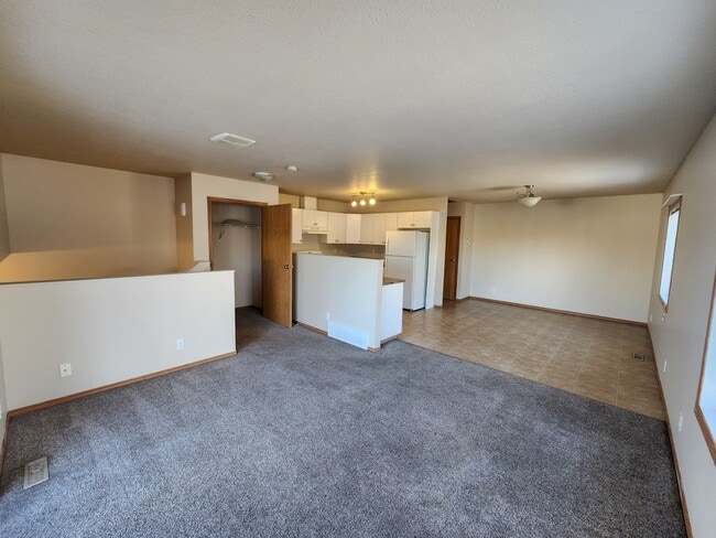 Photo - 9832-9896 96 Ave Unit C