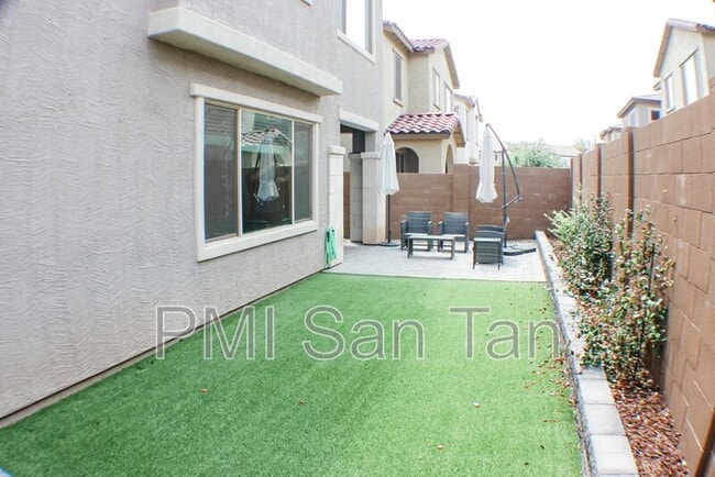 Photo - 4754 E Olive Ave