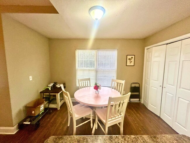 Photo - 117 Tuscany Trail