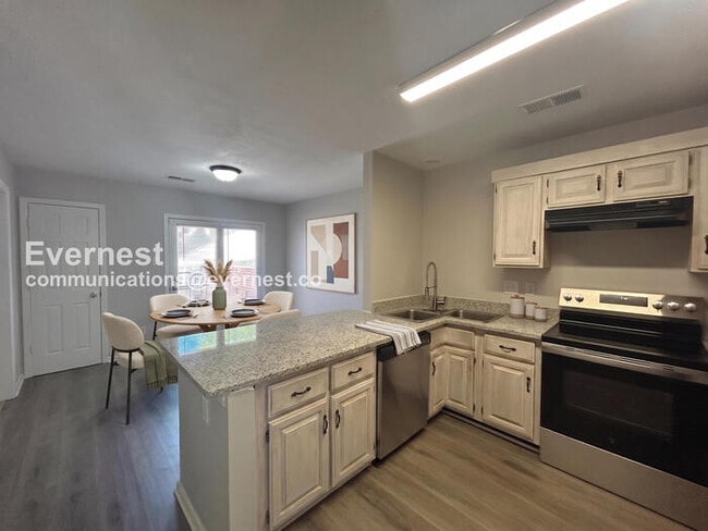 Photo - 1664 Joy Blvd