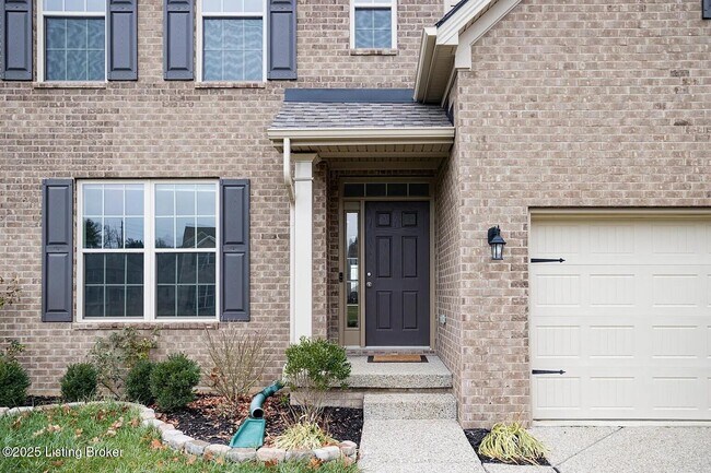 Photo - 110 Belden Trl