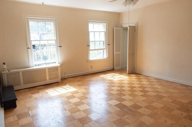 Photo - 246 W Lanvale St Unit 3