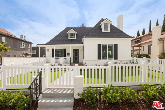 Building Photo - 1511 Selby Ave