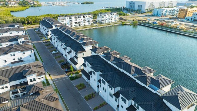 Photo - 5351 Bridge St