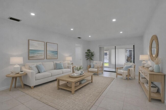 Photo - 315 NW 36th Ave