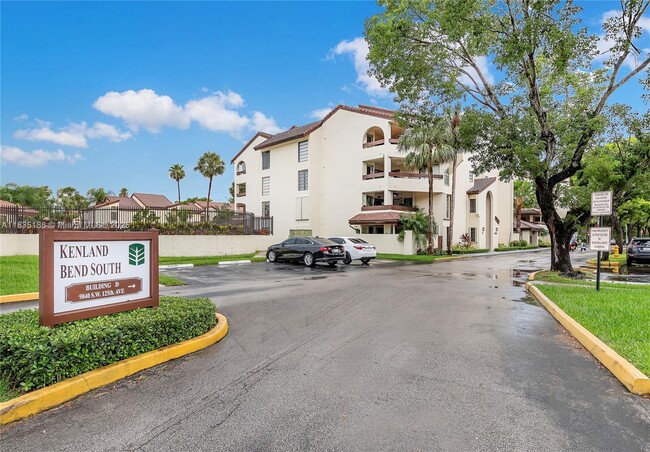 Building Photo - 9040 SW 125th Ave Unit D405 Rental