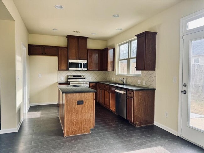 Photo - 6575 Story Cir