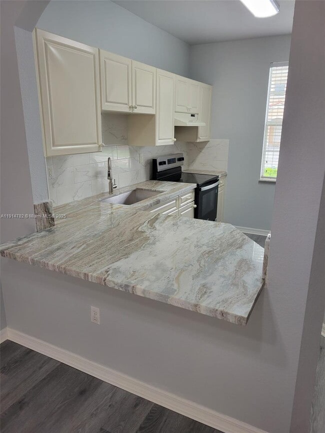 Photo - 751 SE 2nd St