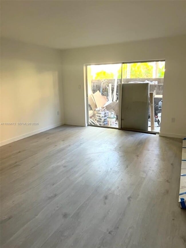 Photo - 13710 SW 90th Ave Unit 3