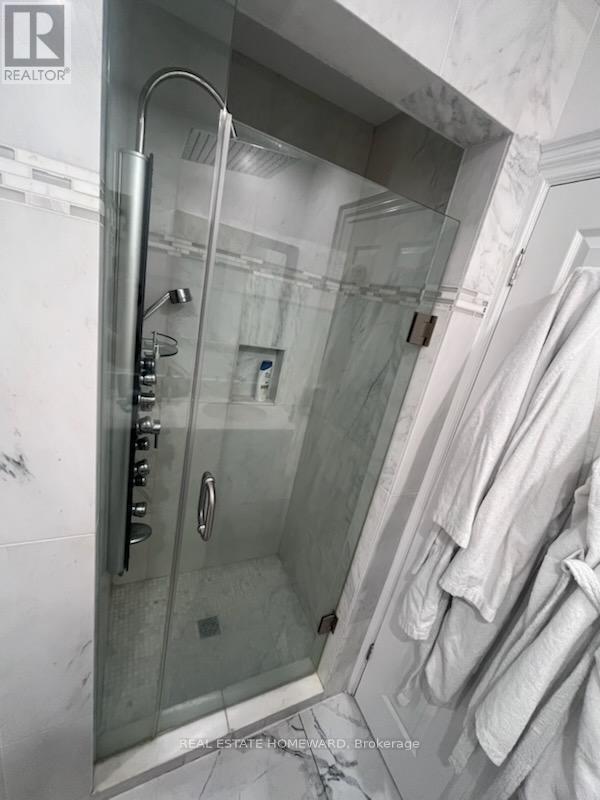 Photo - 932 Elgin St