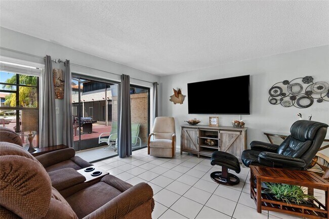 Photo - 2571 Cyprus Dr Unit 1-101