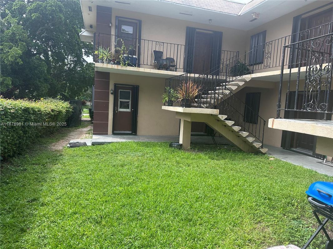 Photo - 2335 NE 172nd St