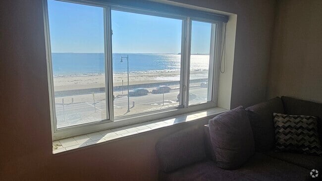 Building Photo - 495 Revere Beach Blvd Unit 2 Rental