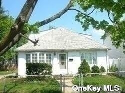 Building Photo - 247 Oakley Ave Rental