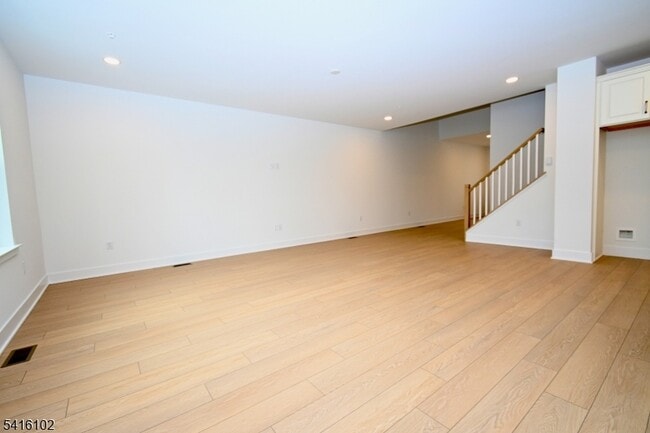 Photo - 26 Arowana Rd