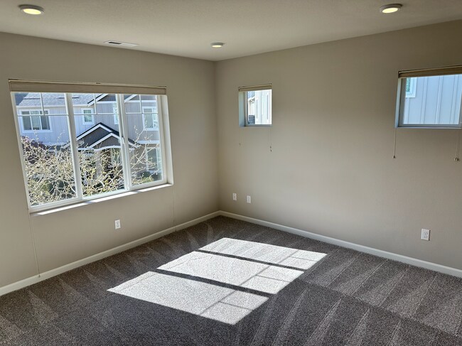 Photo - 21743 SW Berkshire Ter