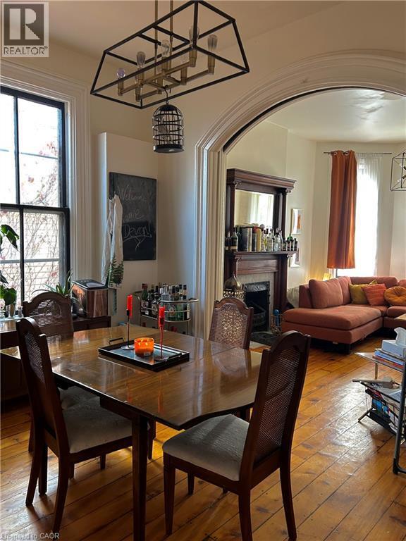 Photo - 43 Pearl St S