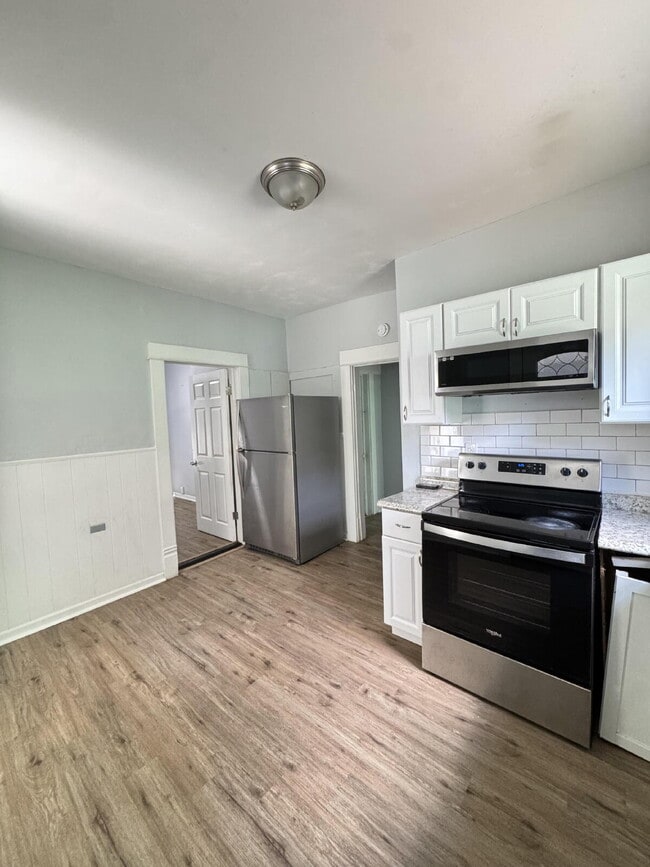 ?? Spacious 3BR/2BA Home in Lafayette – Pet Friendly + Shared Laundry! ??