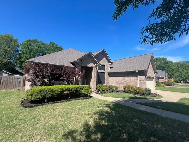 Photo - 25 Summerset