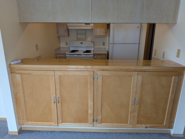 Dining Room Cabinet Area - 4540 45th Ave SW Unit Westerly