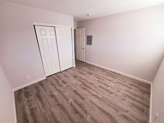 Photo - 4360 Twin View Cir Unidad 3
