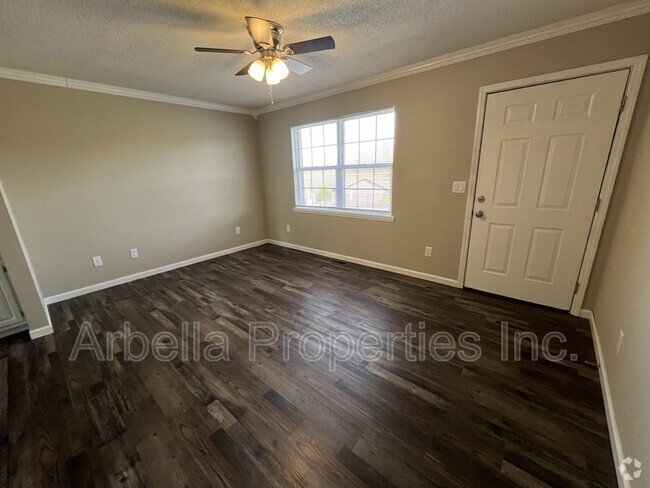 Building Photo - 167 Minga Dr Unit Apt 4