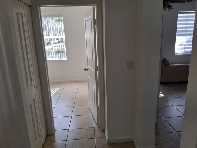 Photo - 24514 SW 115th Ct Unit Apartamento agregado
