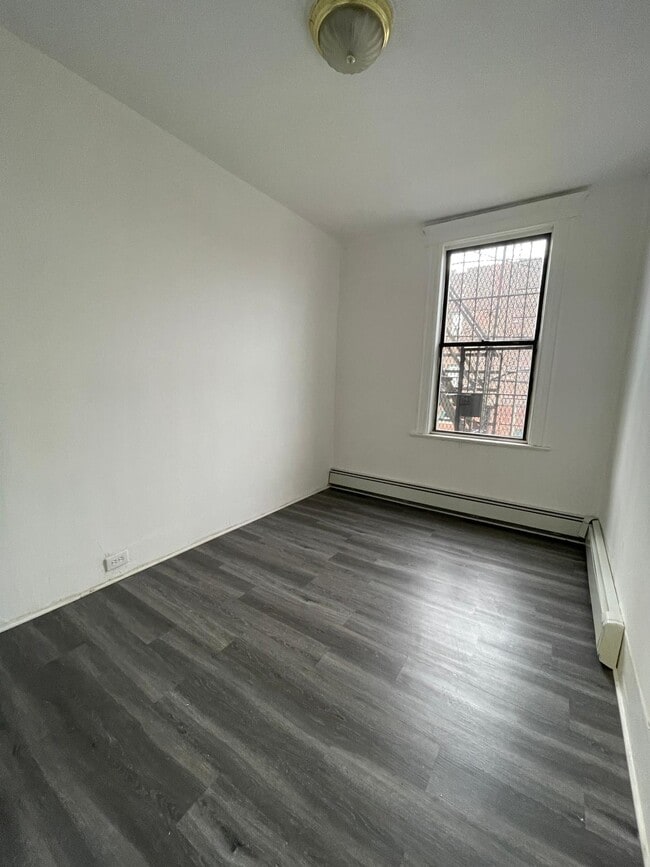 1697 JFK 2R - 1691 John F Kennedy Blvd Unit 2R