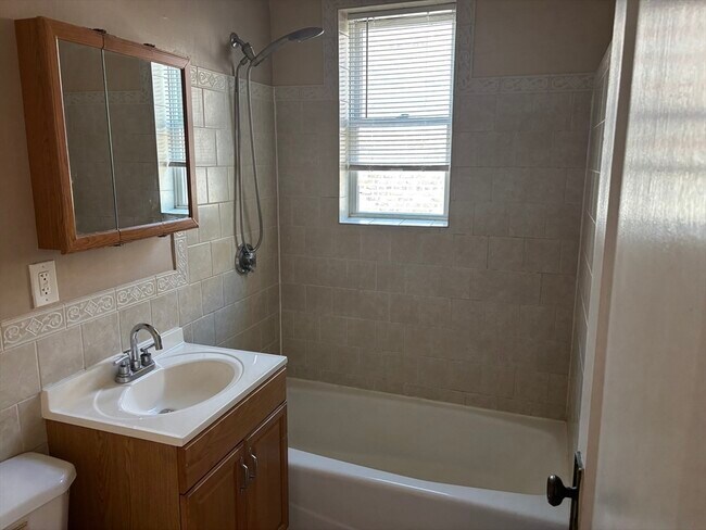 Photo - 473 Broadway Unit 10