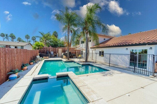 Photo - 330 Plaza De Benito Juarez