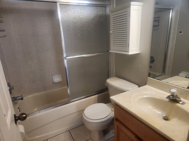 Photo - 175 Kings Hwy Unit 228